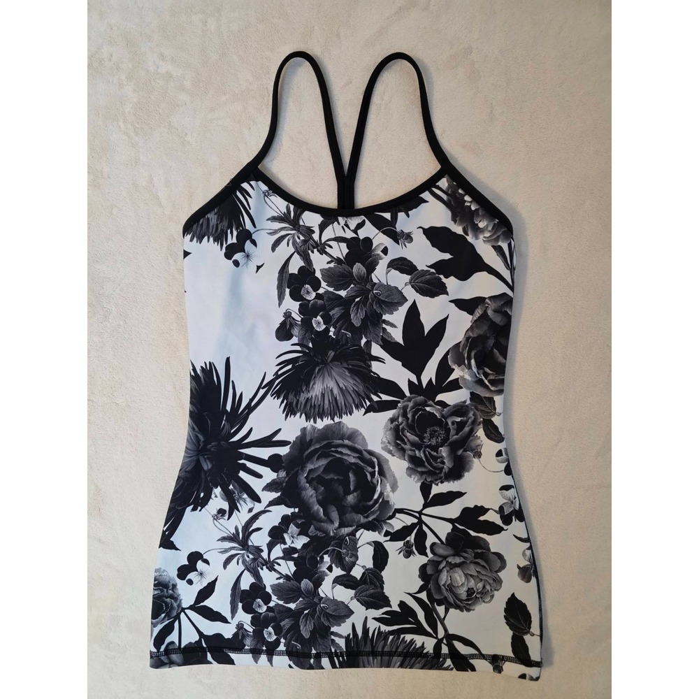 Lululemon Women's Top Size 4 White Black Cool Racerback‎ Brisk Bloom Yoga Floral